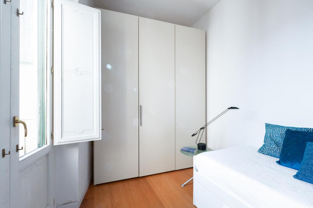 Casa Flo Con Terrazza E Ascensore サレルノ エクステリア 写真