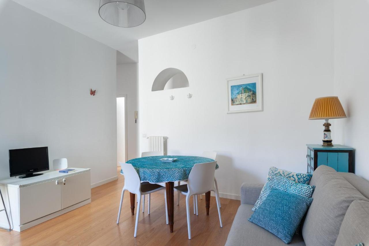 Casa Flo Con Terrazza E Ascensore サレルノ エクステリア 写真