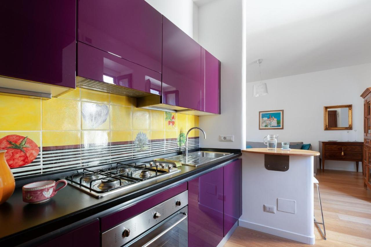 Casa Flo Con Terrazza E Ascensore サレルノ エクステリア 写真