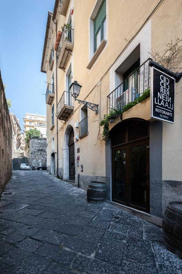 Casa Flo Con Terrazza E Ascensore サレルノ エクステリア 写真