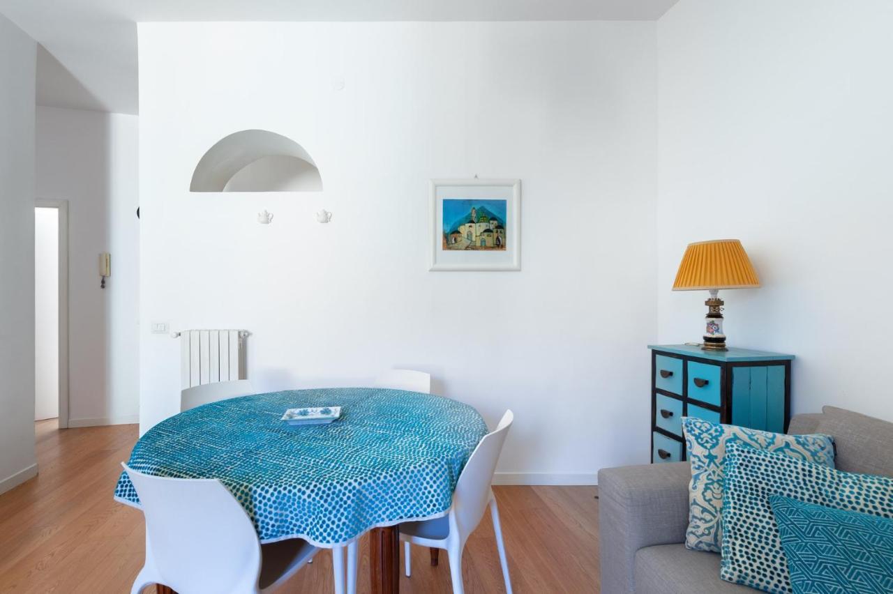 Casa Flo Con Terrazza E Ascensore サレルノ エクステリア 写真