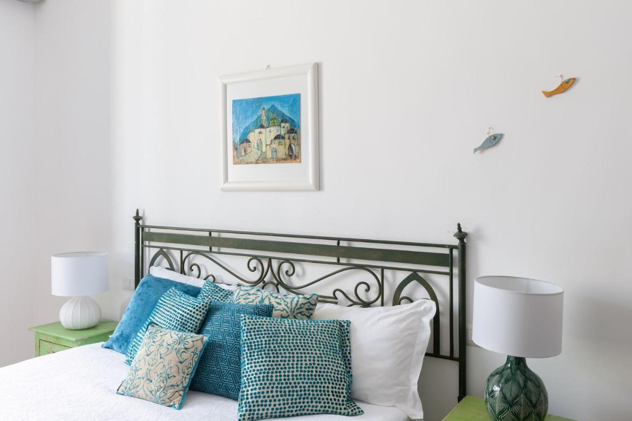 Casa Flo Con Terrazza E Ascensore サレルノ エクステリア 写真