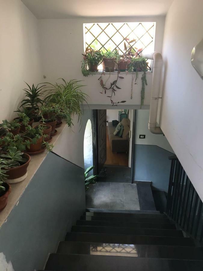 Casa Flo Con Terrazza E Ascensore サレルノ エクステリア 写真